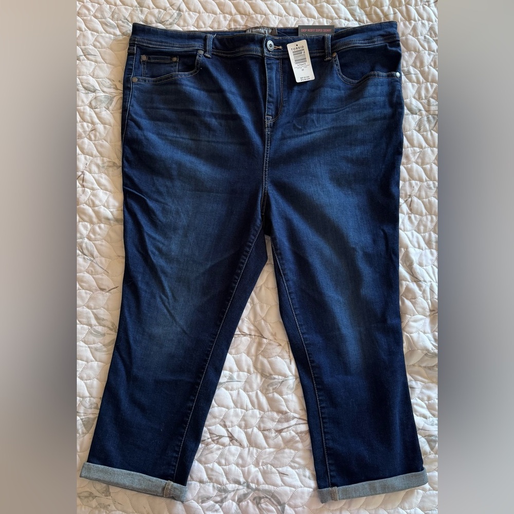 Torrid Midfit Cropped Jeans